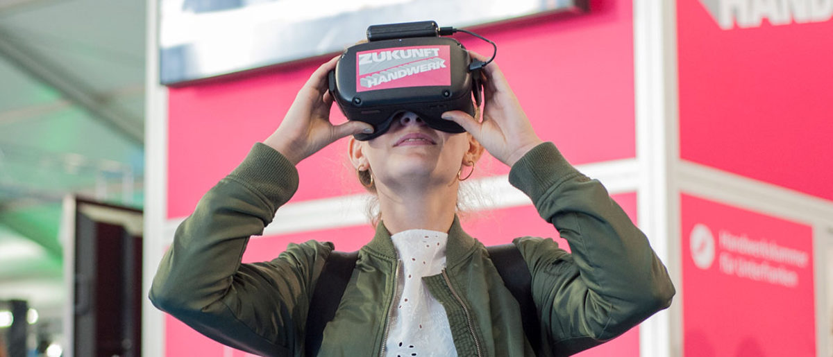 Virtual Reality | Nachwuchswerbung | Berufsorientierung | Handwerkskammer für Unterfranken | VR-Brille | Zukunft Handwerk